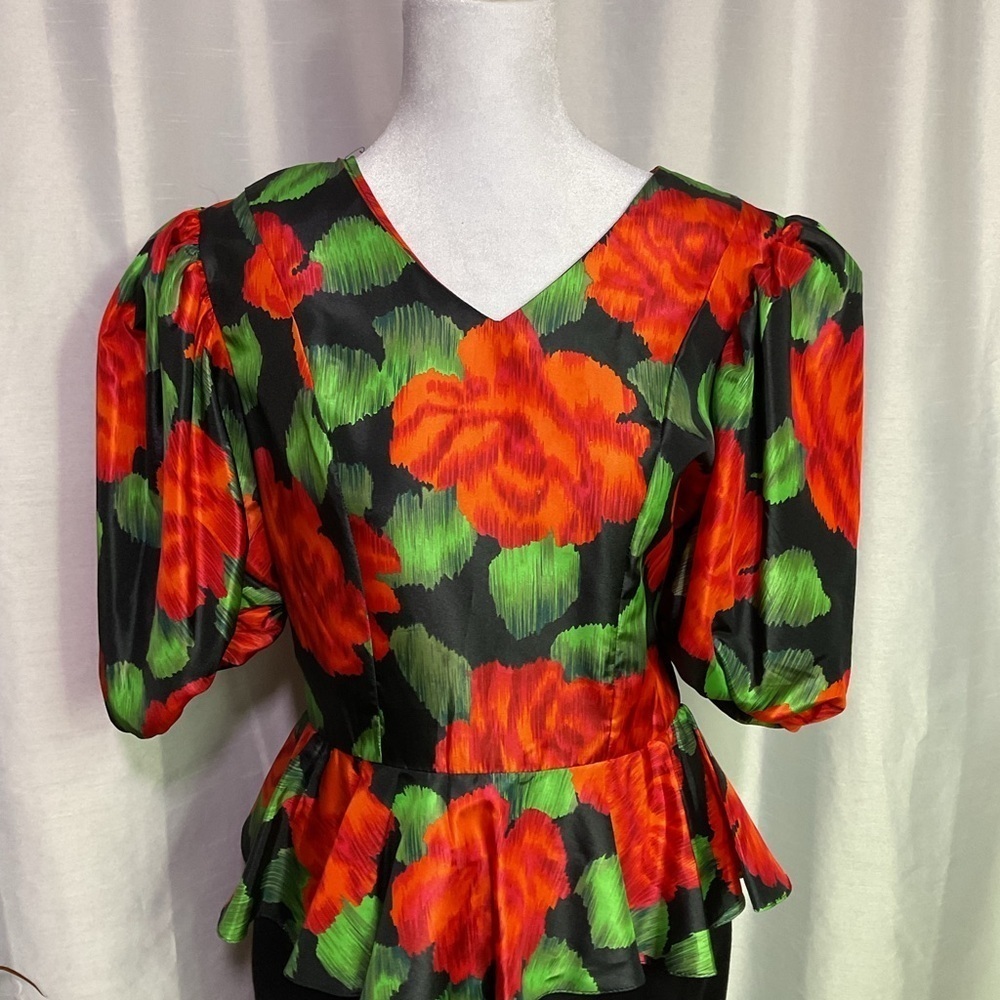 Mr Mort Vintage Dress - Picture 2 of 12